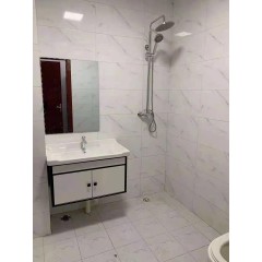 董浜利來(lái)汽車配件廠 招聘要求：男工18～45！女工40以內(nèi)少量