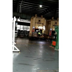 董浜利來(lái)汽車配件廠 招聘要求：男工18～45！女工40以內(nèi)少量